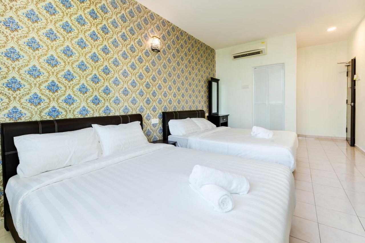 Ant Hotel Malacca Buitenkant foto